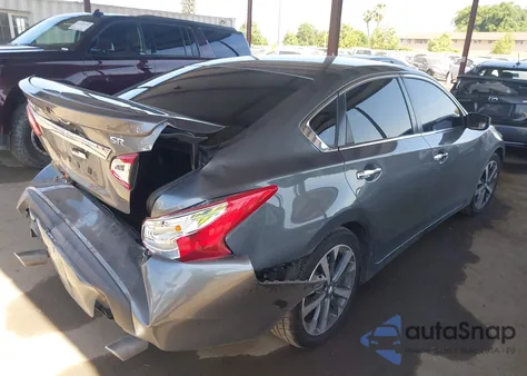2016 Nissan Altima 2.5 Sr из США, поврежденный, VIN 1N4AL3AP7GC242310